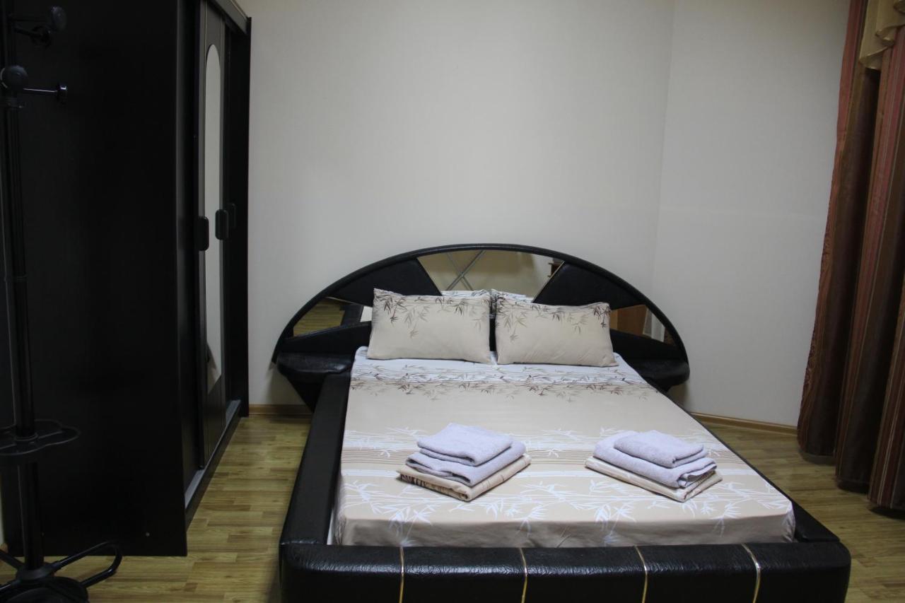 Apartments Domovik ,Kirilla I Mefodiya, 5 穆卡切沃 外观 照片